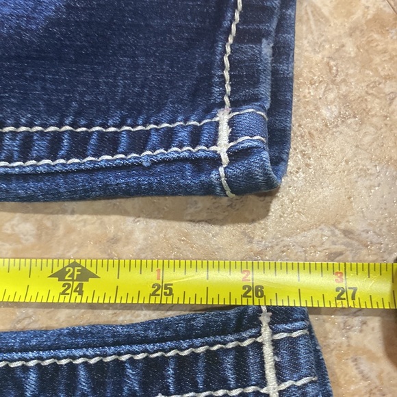 Miss me skinny jeans size 26. In excellent condition. (50/15) - Picture 8 of 9